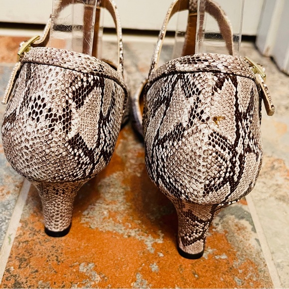🐍NWOB! Snake/Python Print Brown/Tan/Cream T-Strap Heels! - Picture 10 of 14